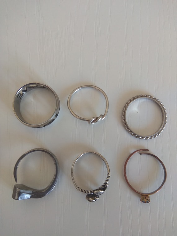 Vintage costume jewellery rings Gem