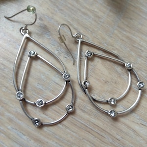 Silver hoop earrings with crystals - vintage earrings - earrings with crystals - drop shape earrings - double drop shape earrings - vintage