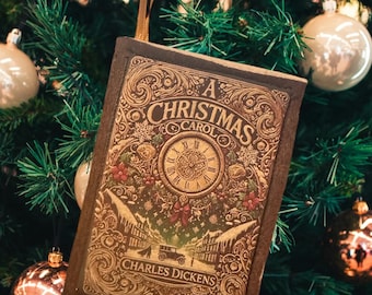 Christmas Decoration - A Christmas Carol Feltie