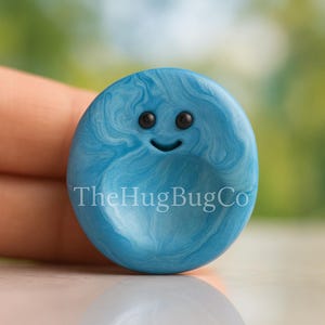 Air Worry Stone: Handheld Pocket Hug for Stress Relief