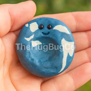 Water Worry Stone: Handheld Calming Stone for Stress Relief
