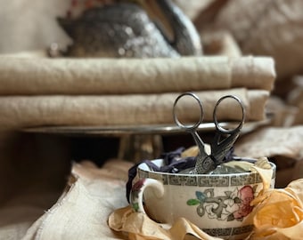 Cow Fodder 40 count 17 x 13 cut by Dames of the Needle