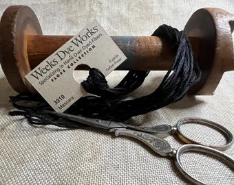 El rímel de Weeks Dye Works tiene 5 yardas sobre hilo de algodón teñido
