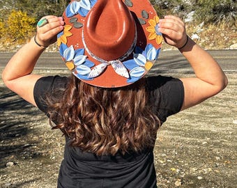 Hand Painted Floral Western Hat: Copper Blossom Boho Cowgirl  display picture 3
