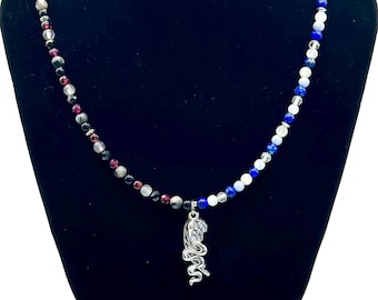 Naszyjnik z kamieni szlachetnych „Dobry Omen”: naszyjnik przyjaźni miłosnej Aziraphale i Crowley, Aziracrow, Niewymowni mężowie, David Tennant, Michael Sheen