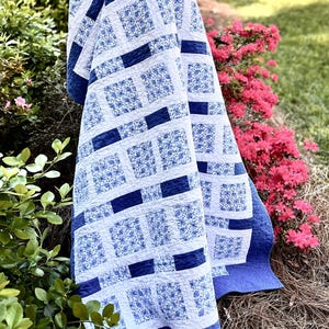 Made To Order Blue Sky Quilt / 3 Sizes