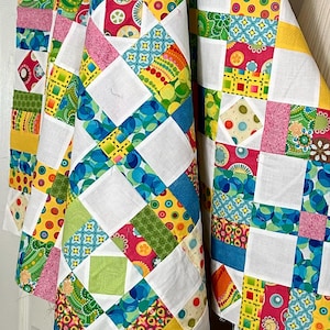 Handmade Youth Quilt – Bright & Modern Design
