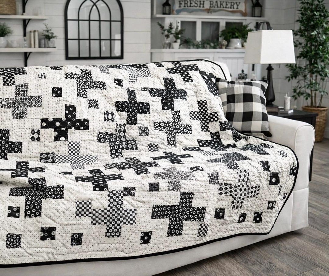 Made to Order Modern Black & White Handmade Quilt / 3 Sizes - Etsy