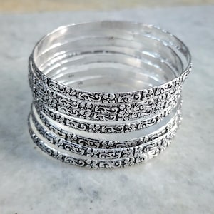 Floral Sterling Silber Armreif Set von 7: Handgefertigte Boho Stacking Armbänder