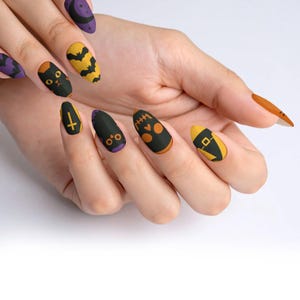Midnight Mystique Black Halloween Press-On Nails