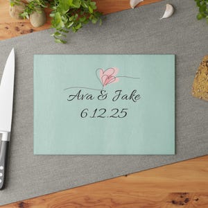 Personalized Glass Cutting Board with Hearts, Wedding Gift, Kitchen Decor, Engagement Present, Couple&#39;s Name Board