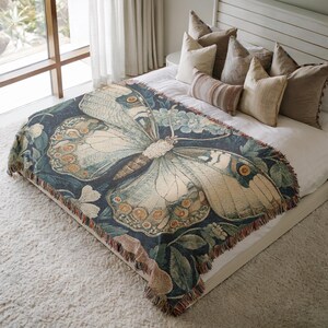 Cream Butterfly Woven Blanket, Elegant Garden Insect Throw, Vintage Floral Nature Blanket, Cottagecore Bedspread, Cozy Gift For Her 00216