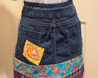 Upcycled Denim Apron: Butterfly Patchwork, Lace Trim & Jean Pockets