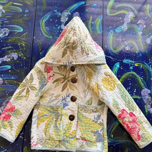 Girls Quilted Heirloom Jacket Palm Cove Tropical Hooded Coat Coconut Buttons Reclaimed Bedspread Girls 2T 3T