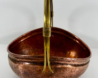 hammered copper basket with brass handle vintage kitchen decor cottagecore planter rustic copper bowl farmhouse decor herb planter