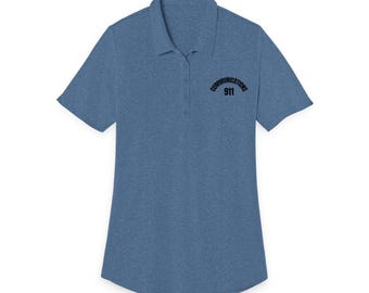 Polo con insignia 911 / Polo de manga corta para mujer