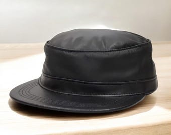 Handgemachte echte Lederkappe, schwarze Leder Militärmütze, im klassischen Armee-Stil