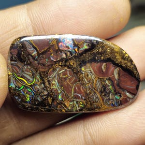 Koroit Boulder Opal TG034