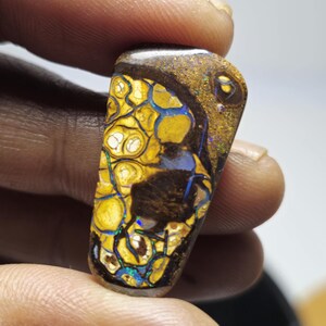 Koroit Boulder Opal TG084
