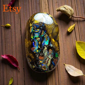 Konglomerat Boulder Opal TG005