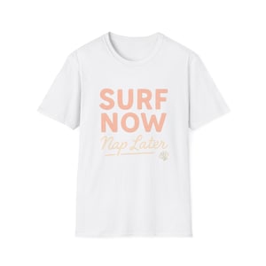 Unisex Softstyle T-Shirt sufing retro
