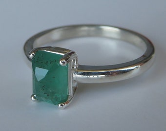 Mesmerizing Natural Emerald In Sterling Silver Ring, 1.16ct. Size 6