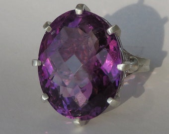 Rock Size Natural Light Violet Amethyst Cocktail Ring In Sterling Silver, 24.65ct. Size 6.25