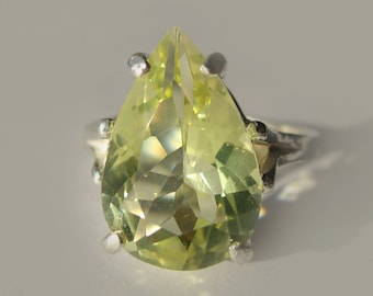 Light Yellow Pear Shaped Lemon Quartz In Sterling Silver Cocktail Ring, 4.05ct. Size 8