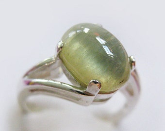 Unique Natural Yellow Green Sapphire In Sterling Silver Ring, 4.65ct. Size 6.75