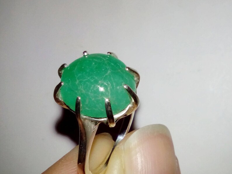 Size 6. 4.9ct Natural Green Emerald Cabochon In Sterling Silver Ring
