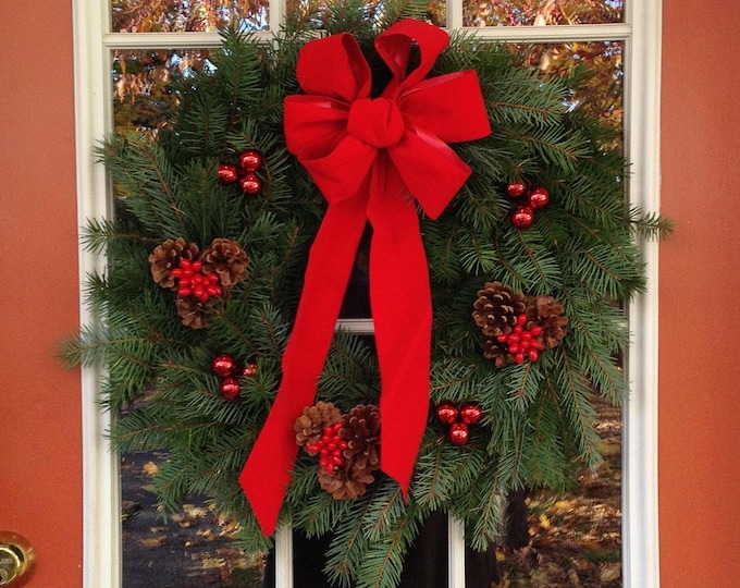 24'' Fresh Real Live Christmas Wreath Handcrafted and Decorated Free