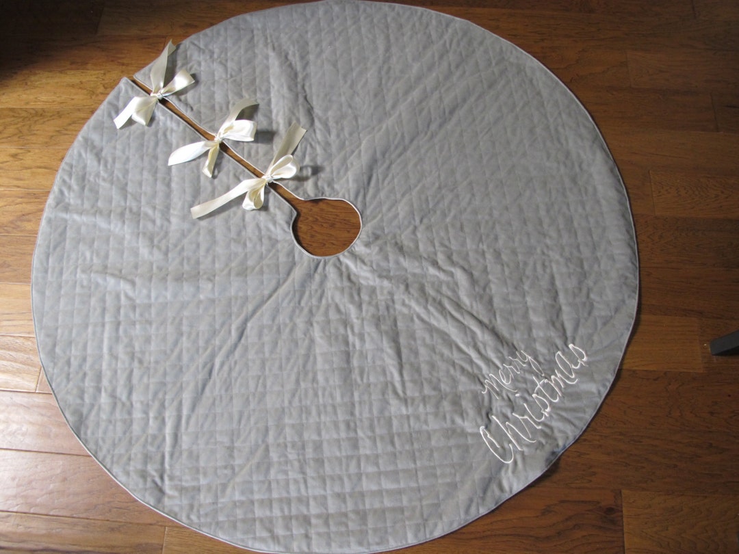 Light Blue Tree Skirt 