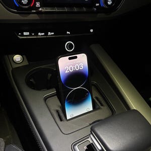 Mobile phone holder Audi A4 A5 B9 8W Facelift 2020 Cell Phone Holder Audi A4 A5 Magsafe