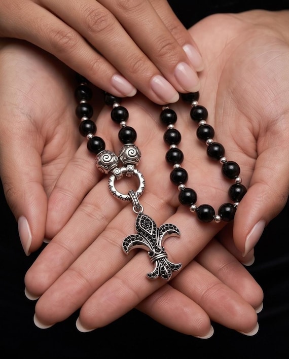 Handmade onyx pearl necklace with stainless steel lily pendant