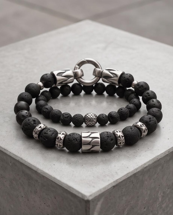 Stylish bracelet set made of lava stone or onyx