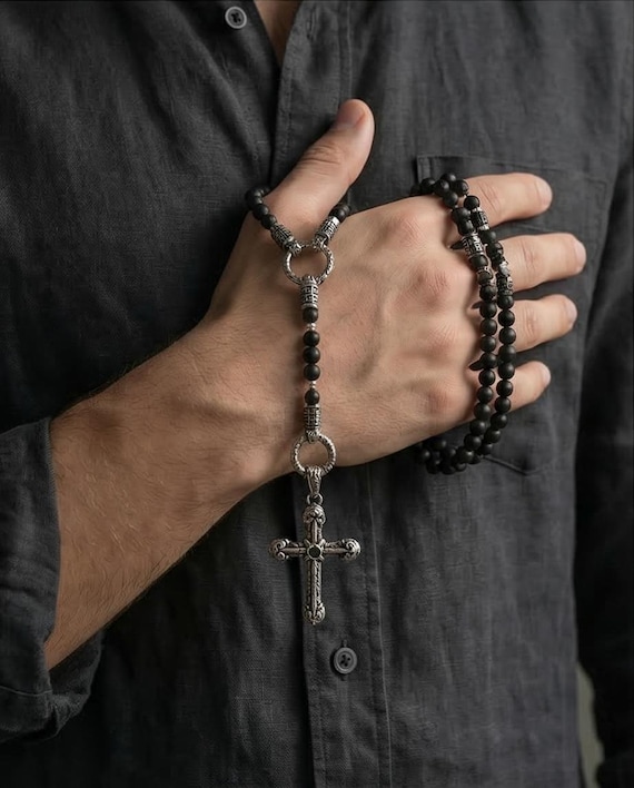 Onyx necklace with stainless steel cross – unisex & individually adjustable