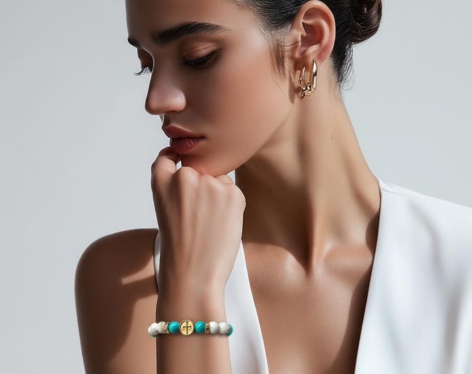 Bracelet set “Magnesite Turquoise & Howlite” and stainless steel elements in gold