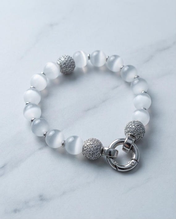 Elegant moonstone and pearl bracelet for women with stainless steel elements and rhinestones