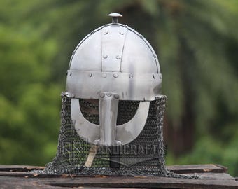 ヴァイキングヘルム バイキングの鋼鉄ヘルメット – 戦士と歴史を生きる人々のための10世紀