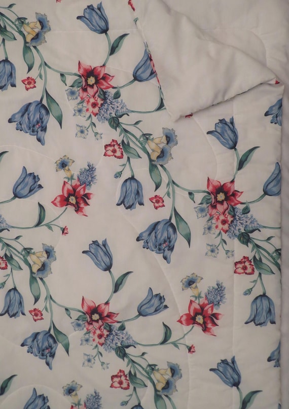 Vintage Floral Twin Comforter