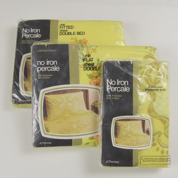 Vintage JC Penney floral double sheet set which includes the flat, fitted sheets, and 2 pillowcases -New in package