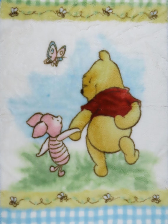 Vintage Winnie the Pooh small plush blanket