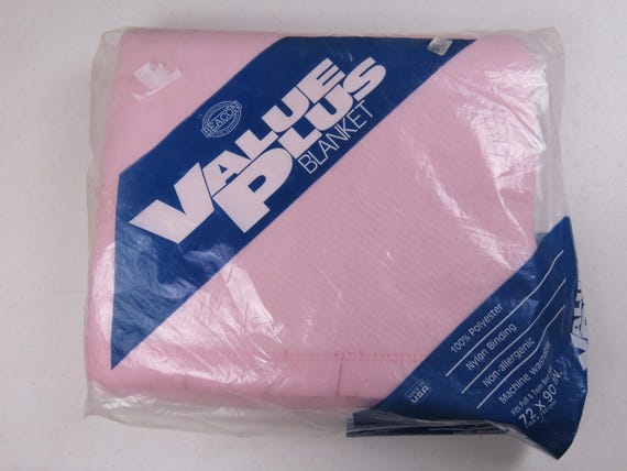 Vintage Beacon Pink Value Plus blanket -New in package