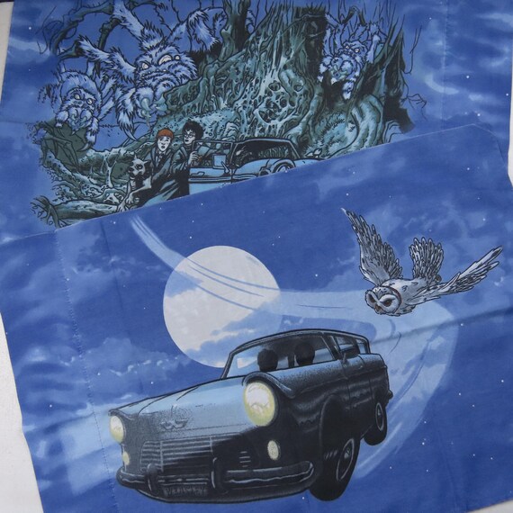 Set of 2 Vintage Harry Potter standard pillowcases
