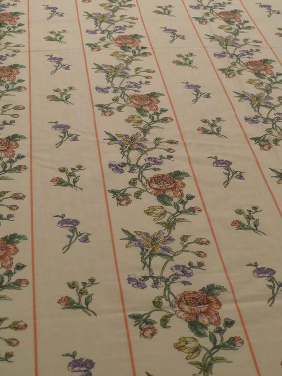 Vintage Louis Nichole Floral Twin flat and fitted sheets
