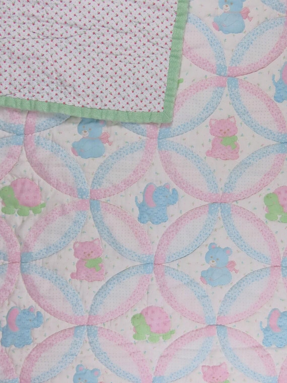 Vintage Teddy Bear quilted blanket