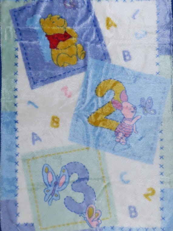 Vintage Winnie the Pooh small plush blanket