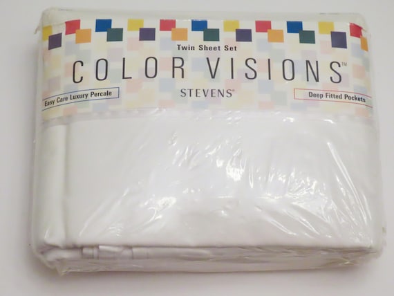 Vintage Color Visions White Twin sheet set -New in package
