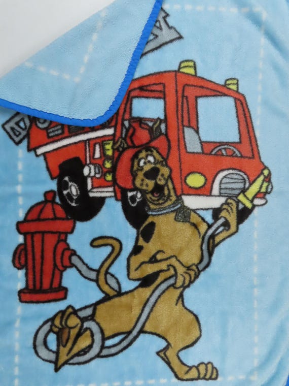 Vintage Scooby-Doo small plush blanket