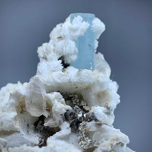 257g Natural Terminated Aquamarine Crystal on Cleavelandite & Quartz Matrix | Blue Beryl Collector Specimen | Pakistan Origin